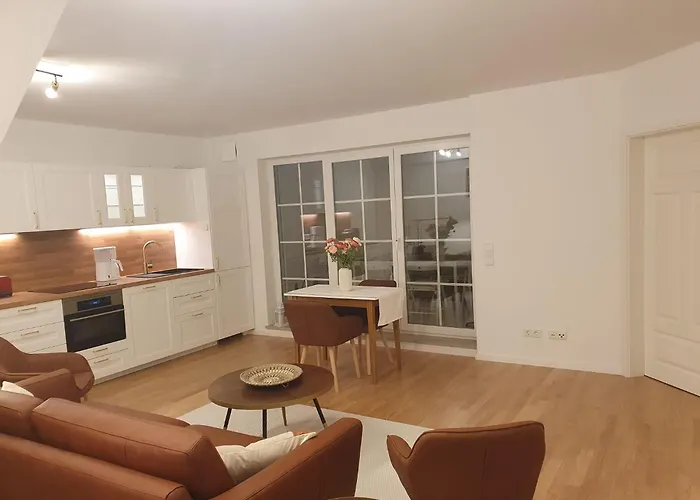 Apartment 75m2 Lichtdurchflutete 3 Souterrain In Einem Neubau *