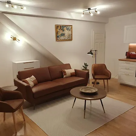 Apartment 75m2 Lichtdurchflutete 3 Souterrain In Einem Neubau München